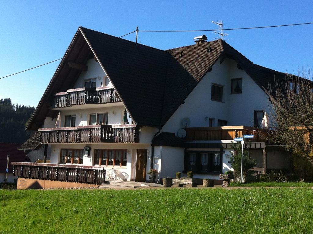 Gasthof Richebaechli Elzach Bagian luar foto