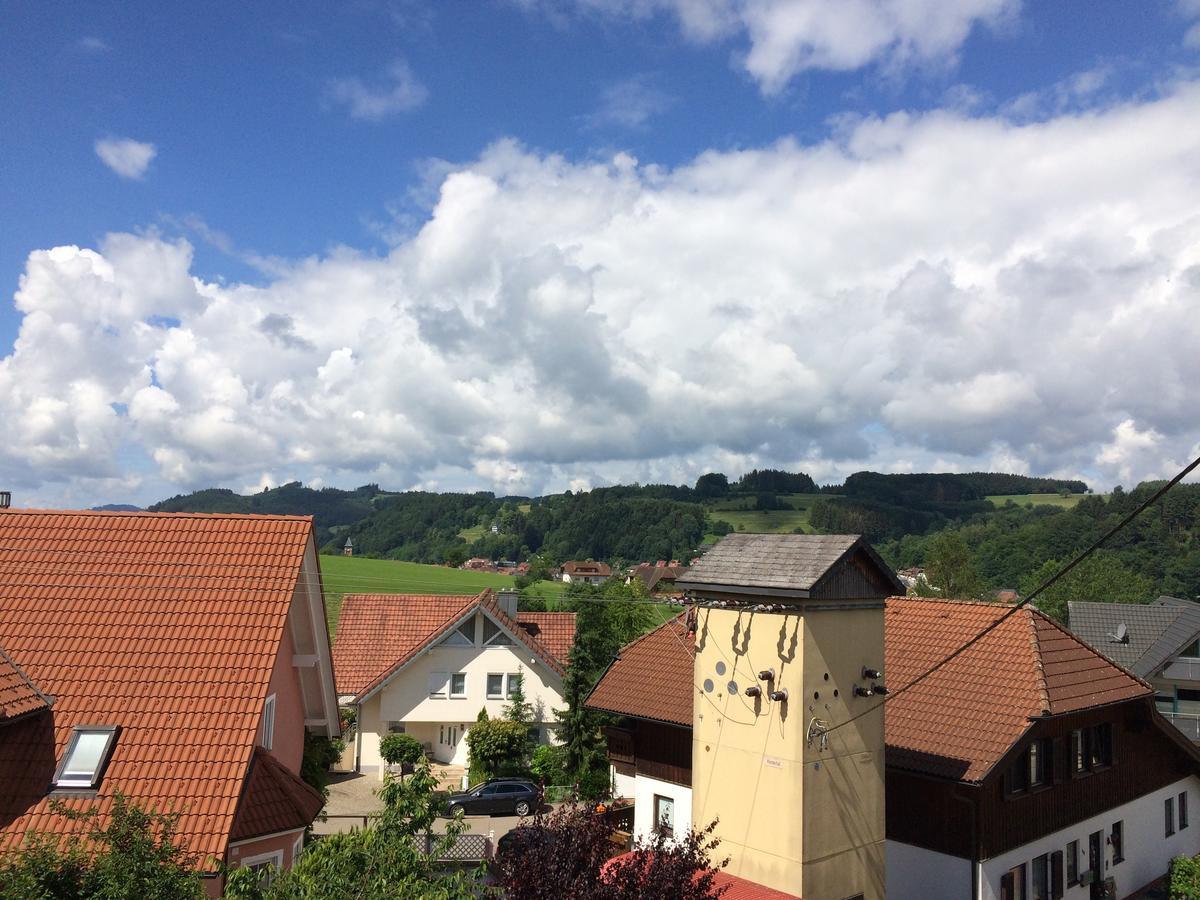 Gasthof Richebaechli Elzach Bagian luar foto