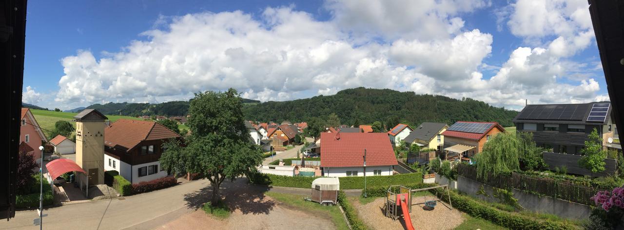 Gasthof Richebaechli Elzach Bagian luar foto